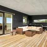 Three-bedroom In Nyaraló Haderslev