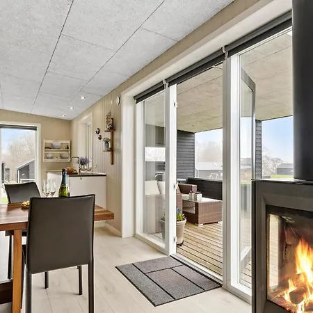Three-bedroom In Feriehus Haderslev